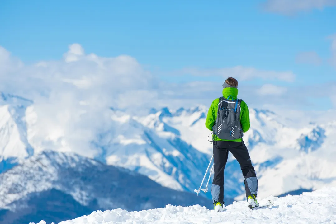 The%20 Magic%20of%20the%20 Ski%20 Mountain
